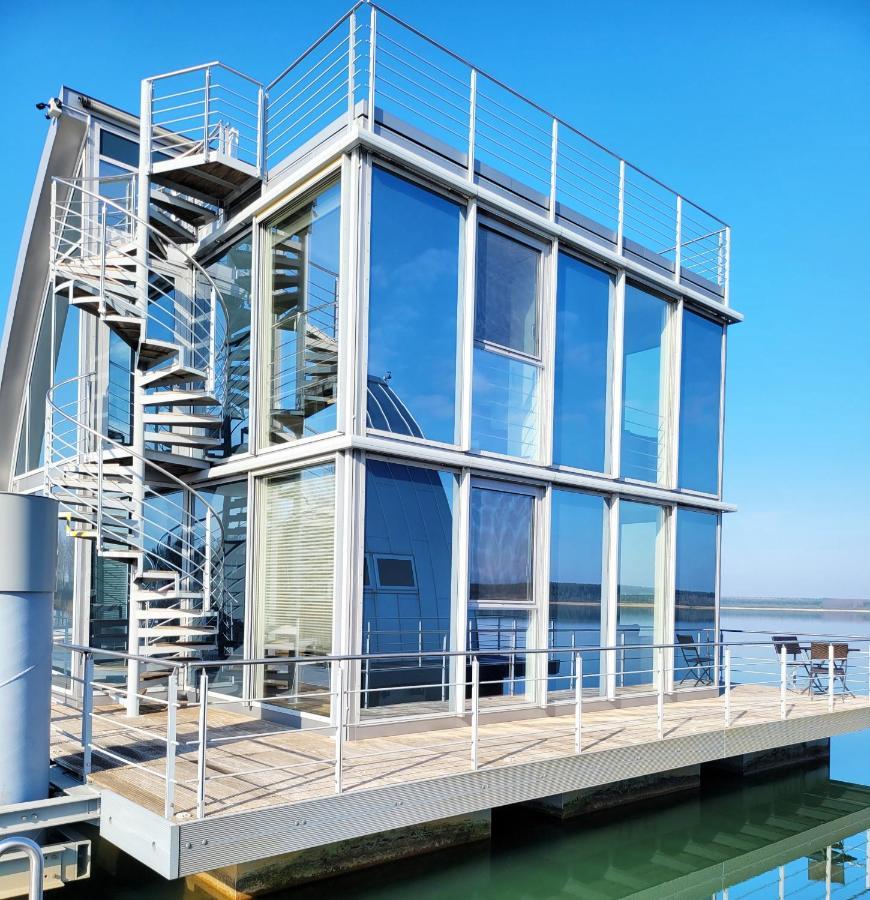 Schwimmende Ferienwohnung Sundowner Elsterheide Екстер'єр фото